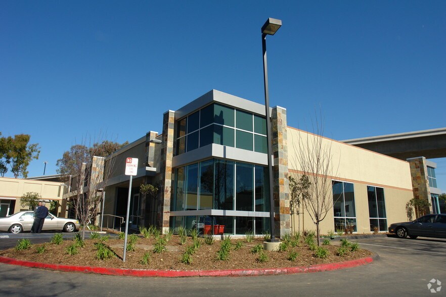 More Photos Of 11199 Sorrento Valley Rd, San Diego Office For Lease