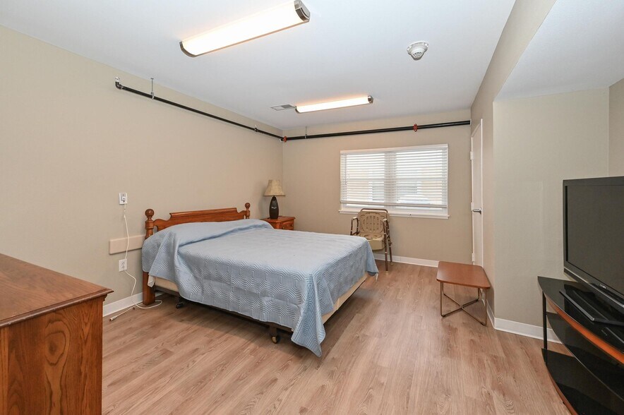 More Photos Of 8726 W Mill Rd, Milwaukee Assisted Living For Sale