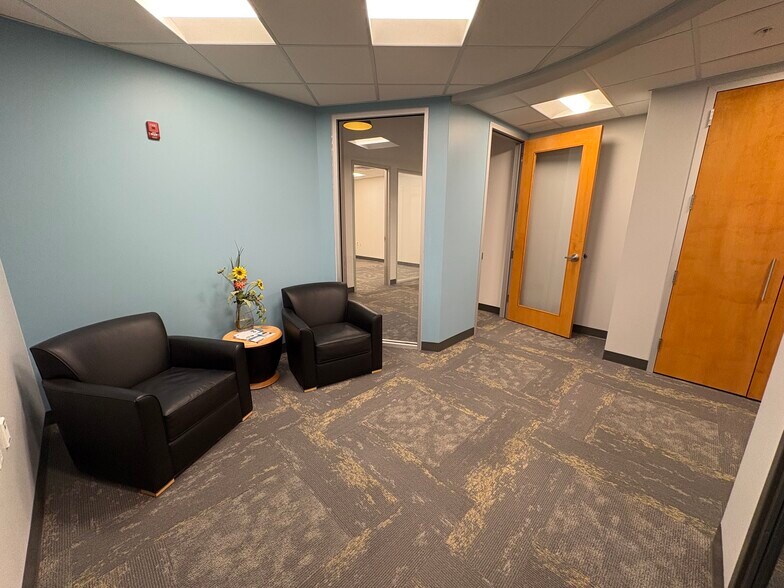 More Photos Of 1330 Win Hentschel Blvd, West Lafayette Office For Lease