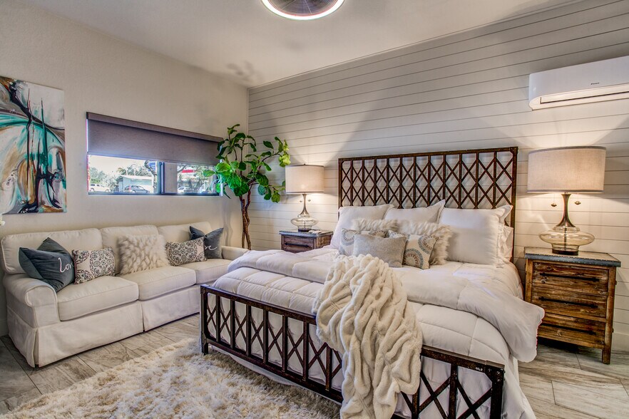 More Photos Of 2350 Bulverde Rd, Bulverde Hotel For Sale