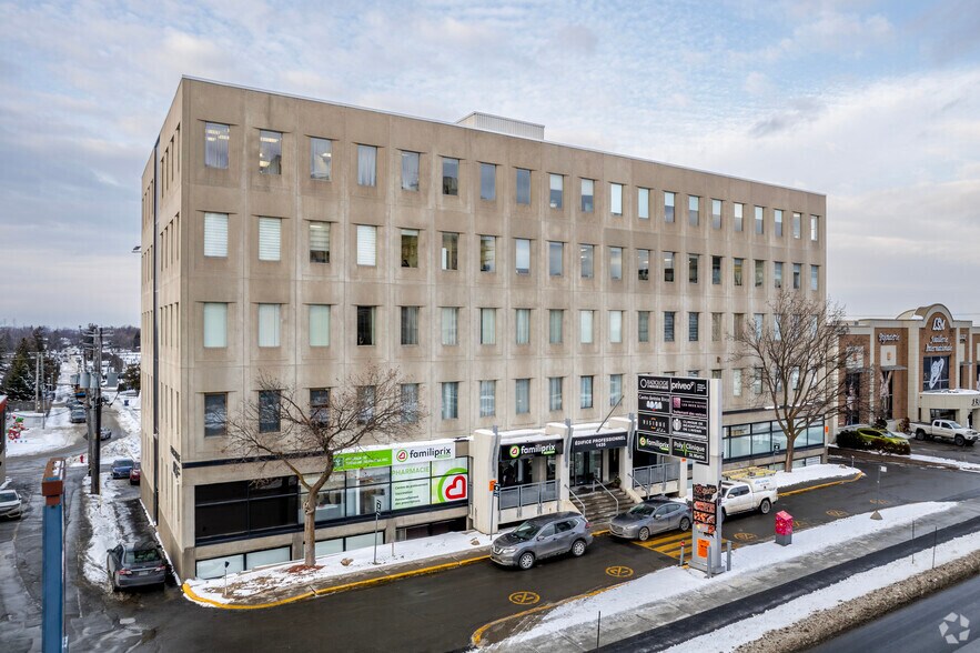 Primary Photo Of 1435 Boul Saint-Martin O, Laval Medical For Lease