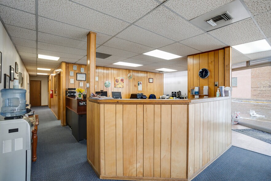 More Photos Of 101 W Victory Way, Craig Office For Sale