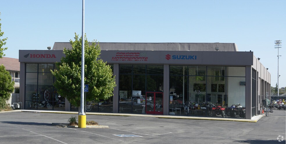 More Photos Of 1651 Concord Ave, Concord Auto Dealership For Sale