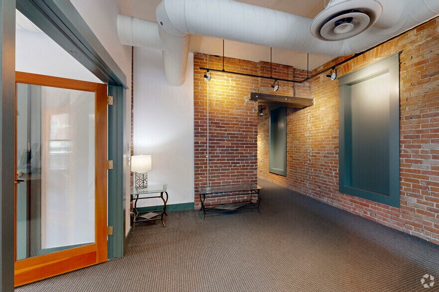 More Photos Of 1525 17th St, Denver Loft Creative Space For Lease