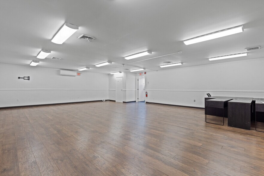 More Photos Of 75A New Brunswick Ave, Perth Amboy Office For Lease