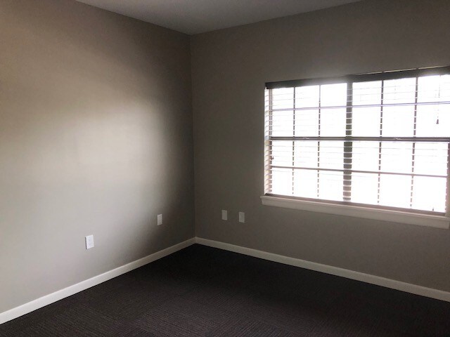 More Photos Of 11603 Newcastle Ave, Baton Rouge Office For Lease