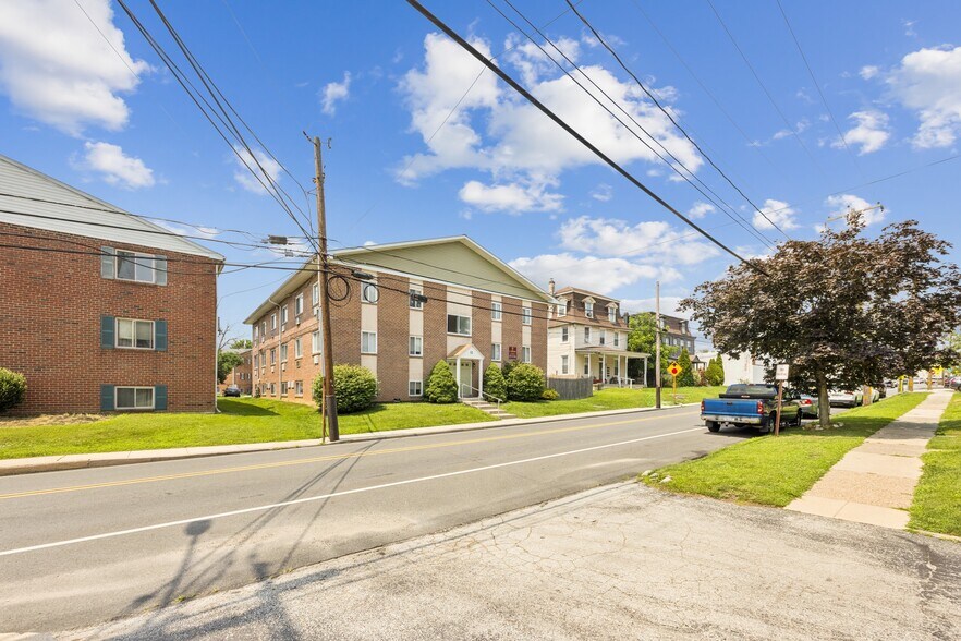 More Photos Of 52 S Morton Ave, Morton Apartments For Sale