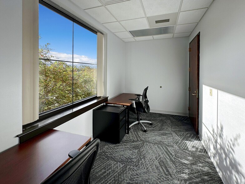 More Photos Of 2500 Regency Pkwy, Cary Coworking Space