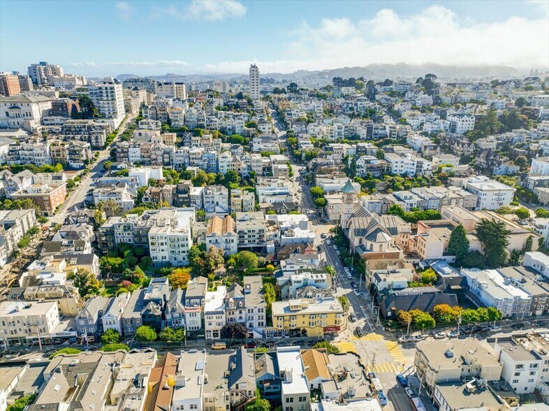 More Photos Of 2250 Union St, San Francisco Storefront Retail Office For Lease