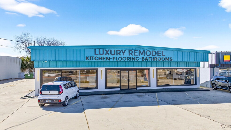 Primary Photo Of 809 N Cocoa Blvd, Cocoa General Retail For Sale