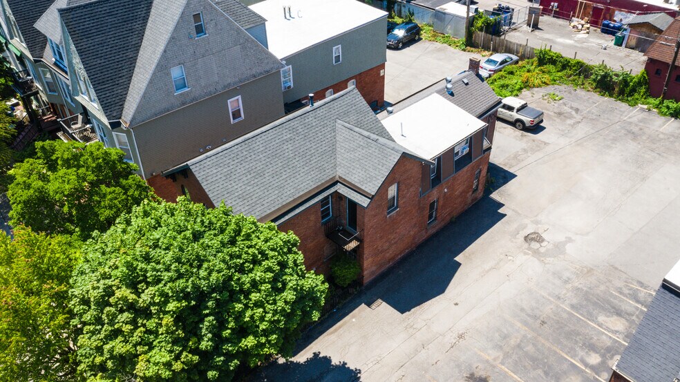 More Photos Of 158 Park St, Buffalo Apartments For Sale