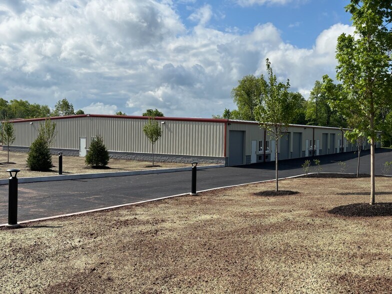 More Photos Of 130 Christopher Ln, Harleysville Warehouse For Lease