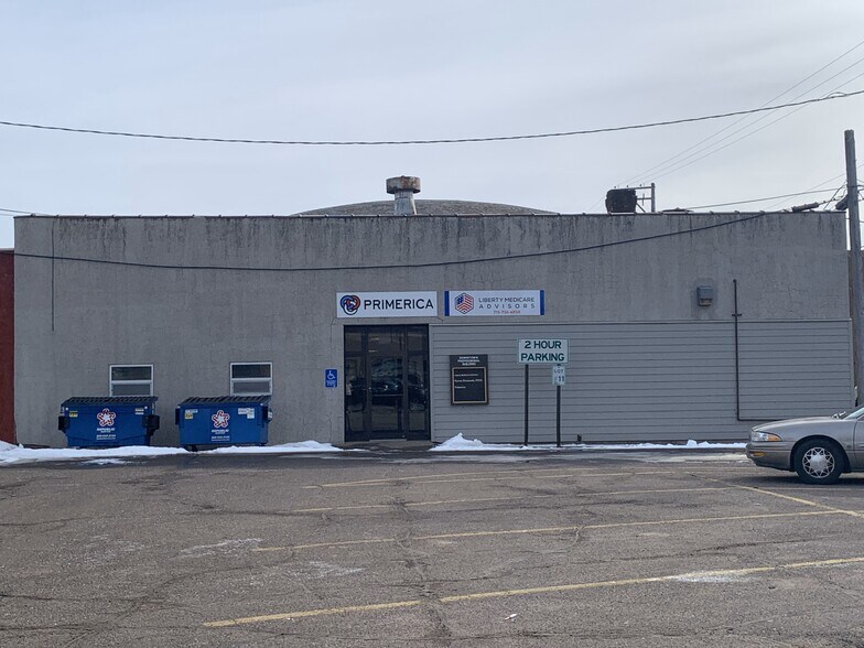 More Photos Of 9-11 E Eau Claire St, Rice Lake Medical For Sale