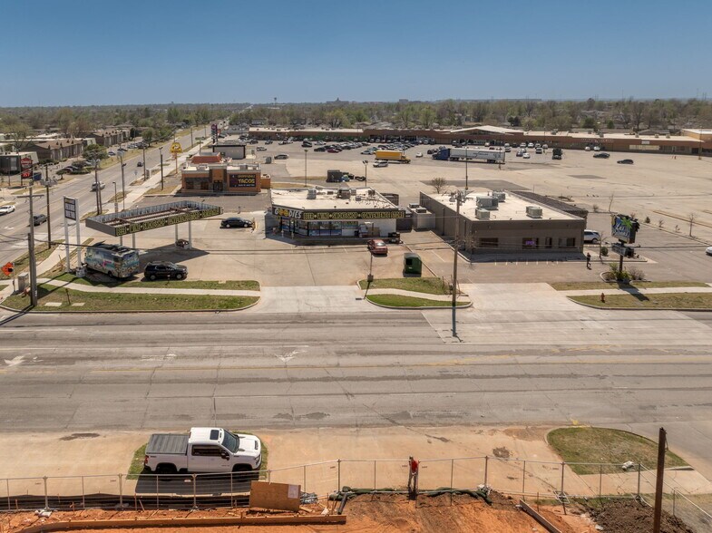 More Photos Of 2900-2962 SW 59th St, Oklahoma City Unknown For Lease