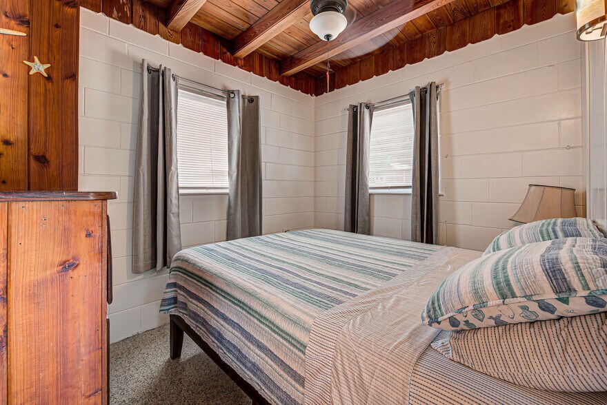 More Photos Of 1900 Manasota Beach Rd, Englewood Apartments For Sale