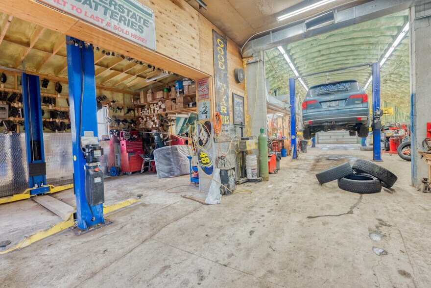 More Photos Of 2990 County Rd 6, Yarker Industrial For Sale