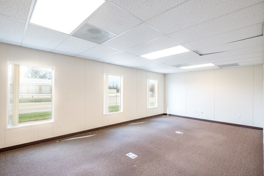 More Photos Of 707 N Scott Ave, Wichita Falls Office Residential For Lease