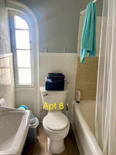 More Photos Of 406 N Loudoun St, Winchester Apartments For Sale