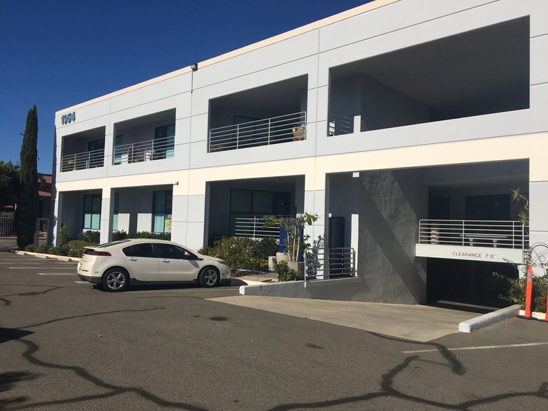 More Photos Of 1954 Placentia Ave, Costa Mesa Flex For Lease