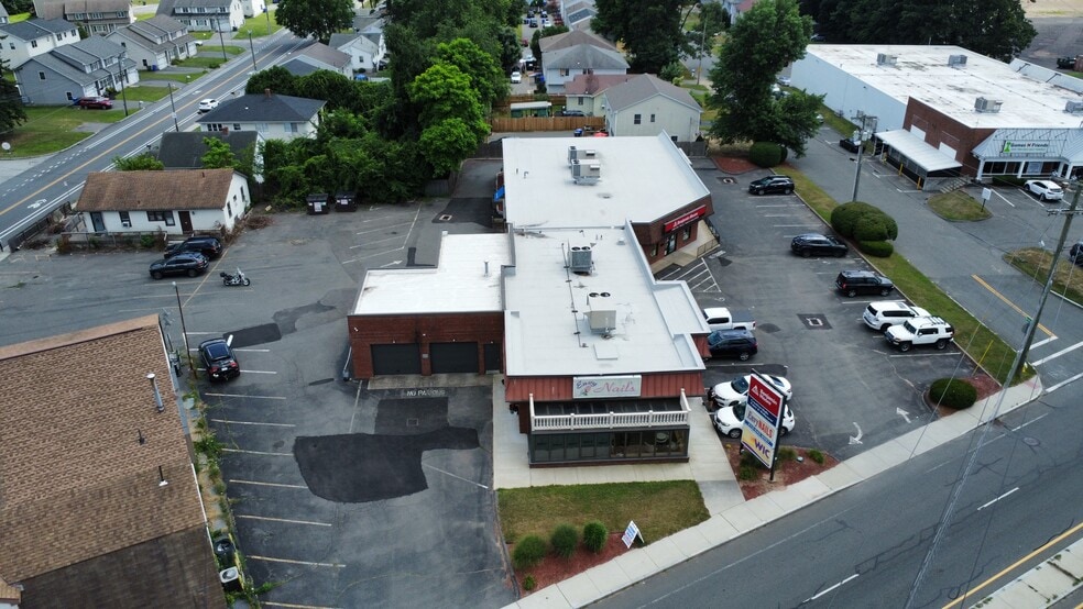 More Photos Of 1771-1777 Boston Rd, Springfield Freestanding For Lease