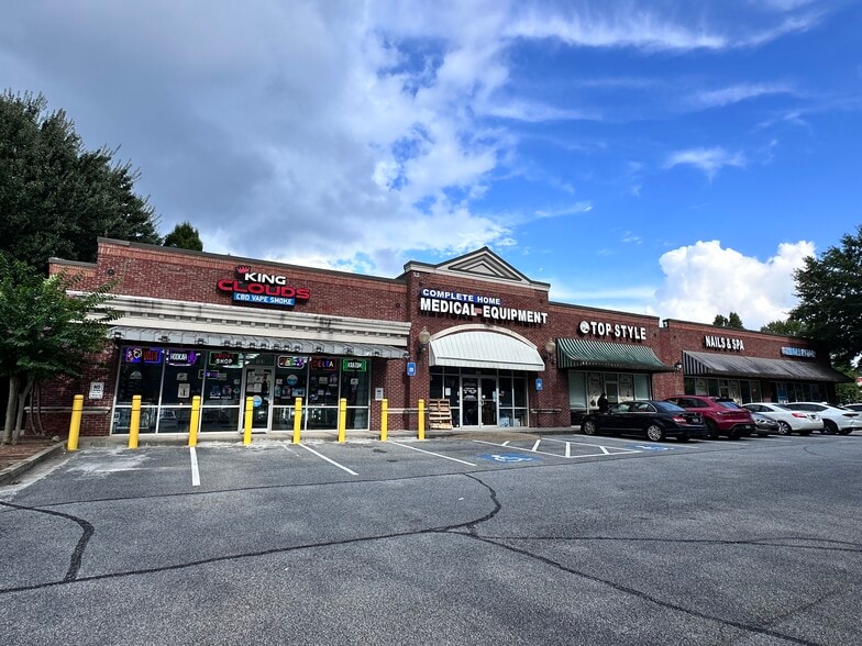 Primary Photo Of 575 Dekalb Industrial Way, Decatur Freestanding For Lease