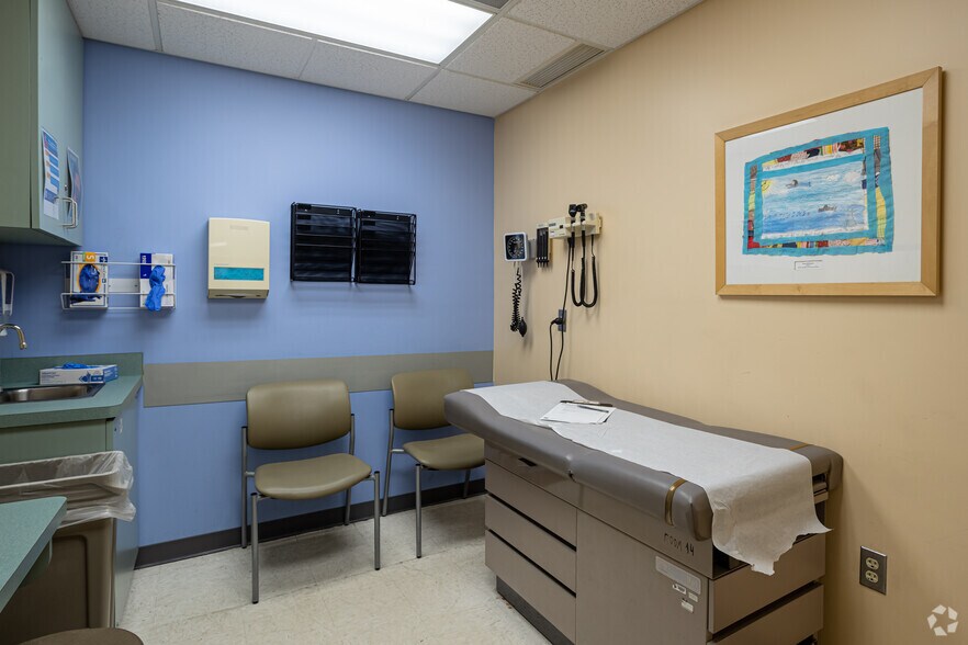 More Photos Of 140 High St, Springfield Unknown For Sale