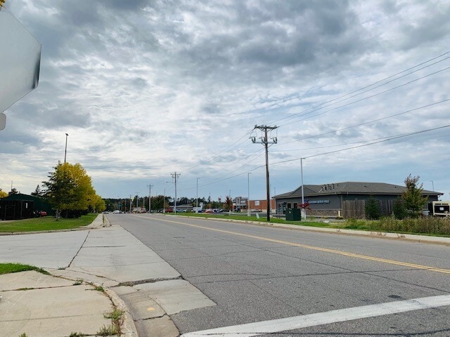 More Photos Of 13th Street SE -1 @ 2nd Avenue SE, Grand Rapids Land For Sale