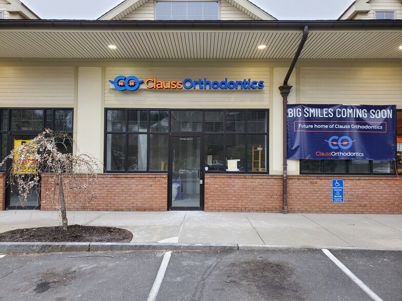 More Photos Of 489 Middlebury Rd, Middlebury Unknown For Lease