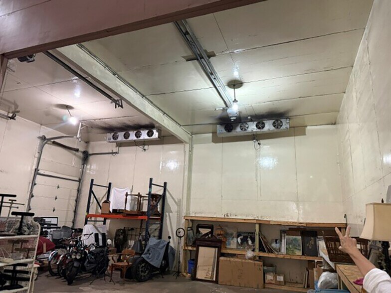 More Photos Of 719 Roosevelt Ave, Detroit Lakes Light Distribution For Sale