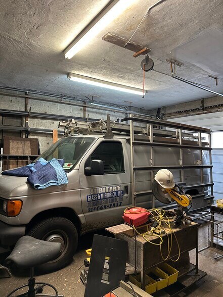More Photos Of 323 Washington St, Mount Vernon Industrial For Sale