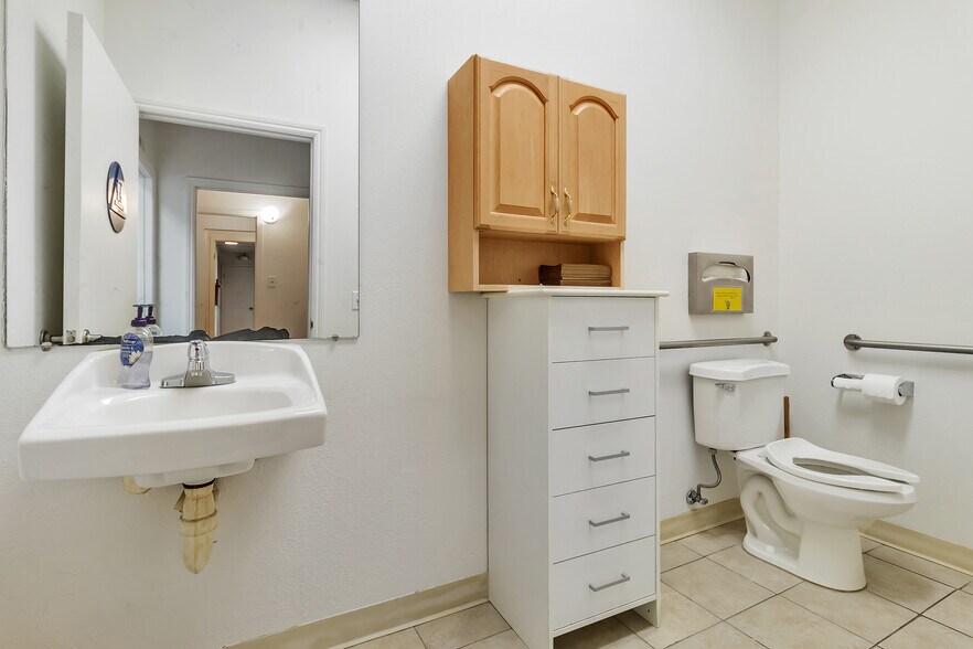 More Photos Of 760-764 Polhemus Rd, San Mateo Office For Lease