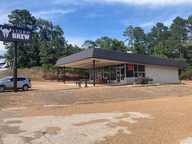 More Photos Of 600 N Main St, Lone Star Restaurant For Lease