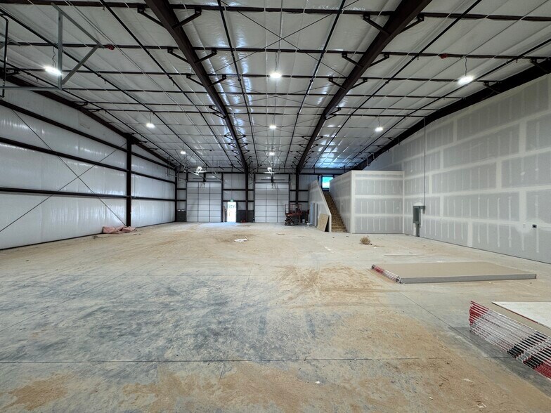 More Photos Of 3430 E Plant Dr, Washington Industrial For Lease
