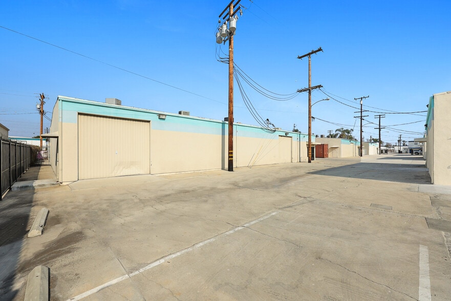 More Photos Of 1915-1927 Santa Anita Ave, South El Monte Warehouse For Lease