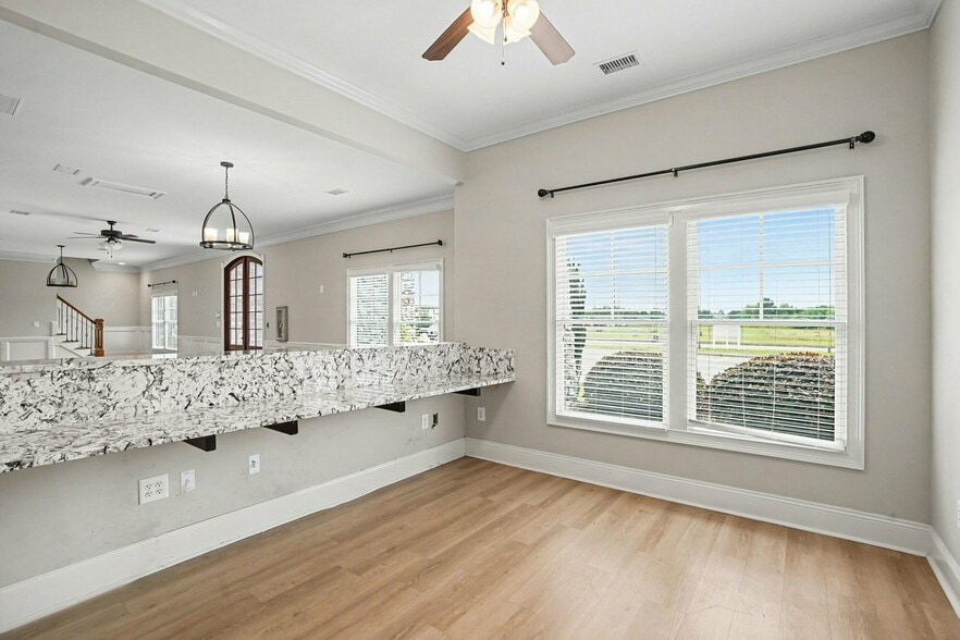 More Photos Of 132 Byrd Way, Warner Robins Office For Sale