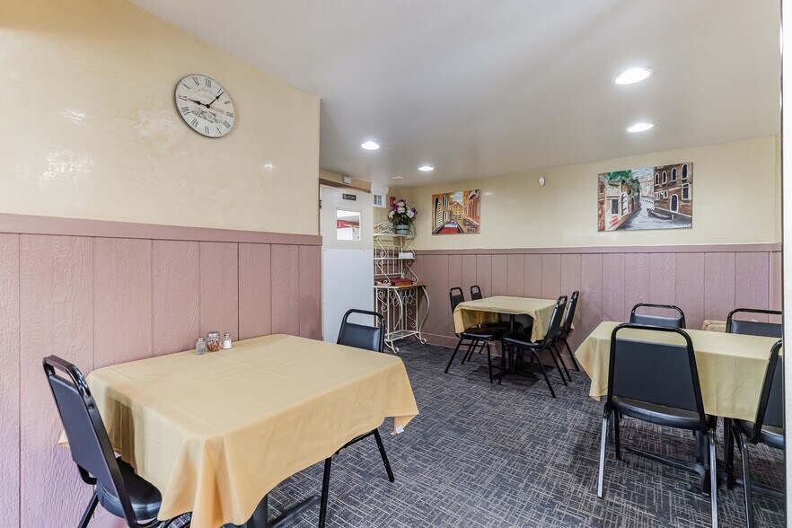 More Photos Of 116 White Horse Pike, Chesilhurst Freestanding For Sale