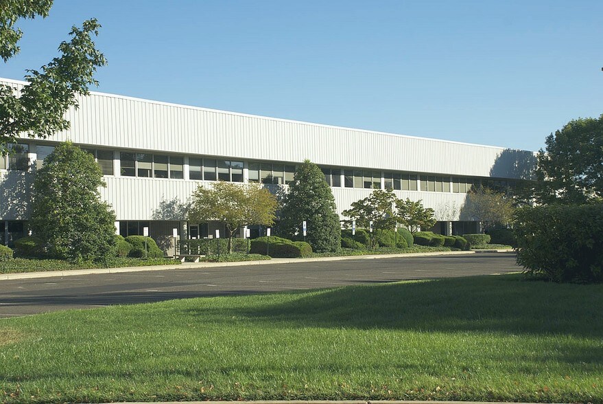 Primary Photo Of 13000 Midlantic Dr, Mount Laurel Light Distribution For Lease
