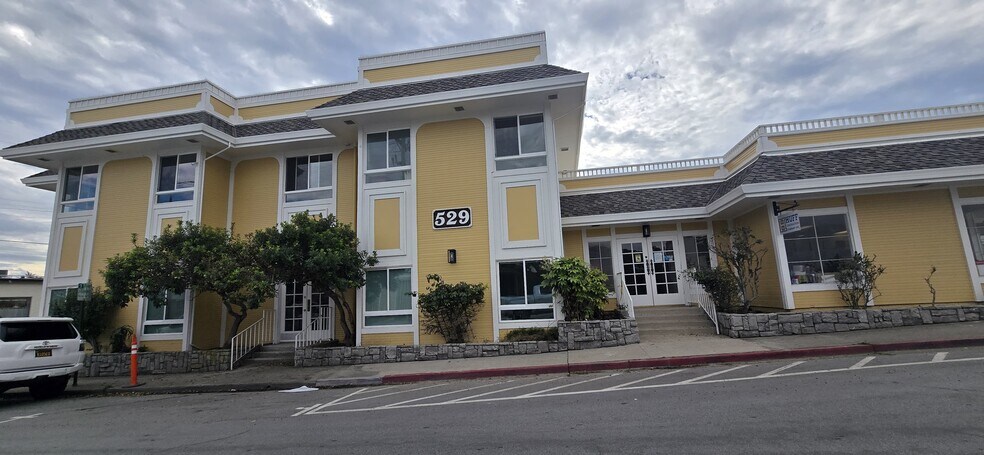 More Photos Of 529 Central Ave, Pacific Grove Office Residential For Lease
