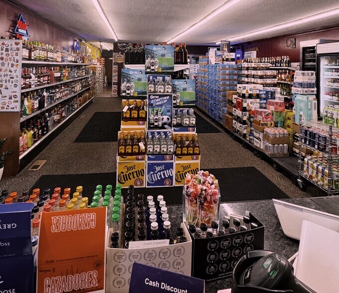 More Photos Of 2345 County Road H2, Mounds View Freestanding For Sale