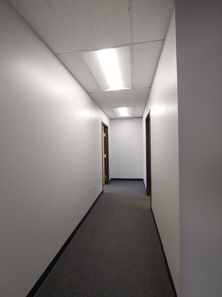 More Photos Of 393 S Harlan St, Lakewood Medical For Lease