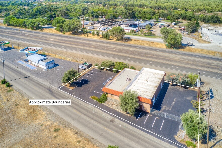 More Photos Of 2950 Feather River Blvd, Oroville Light Distribution For Sale