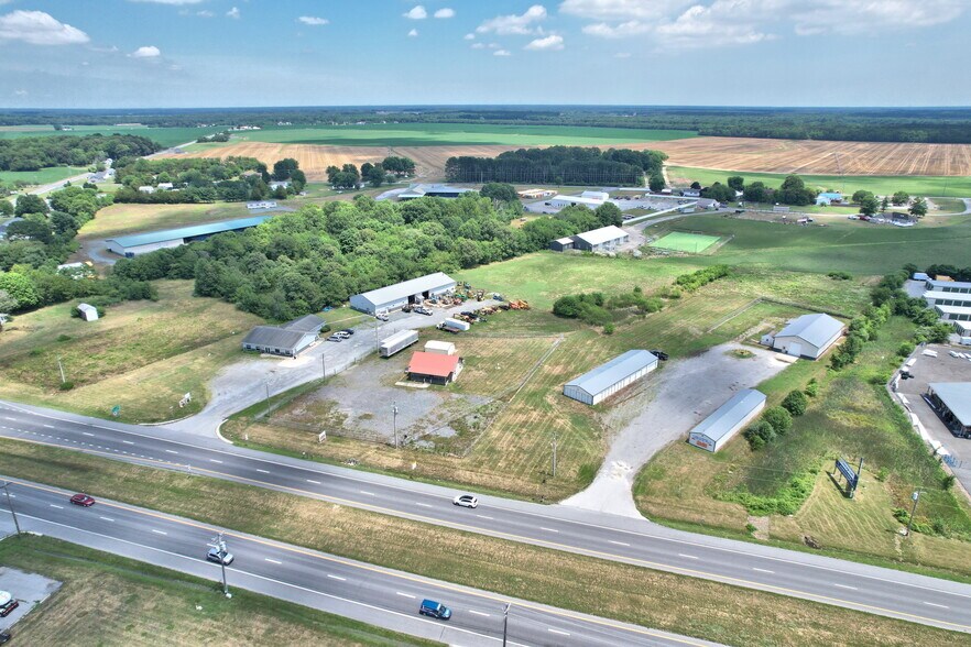More Photos Of 20643 Sussex Hwy, Seaford Warehouse For Lease
