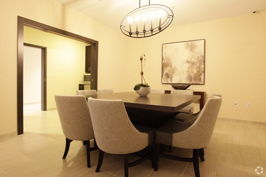 More Photos Of 131 Bridge St, Phoenixville Multifamily For Sale