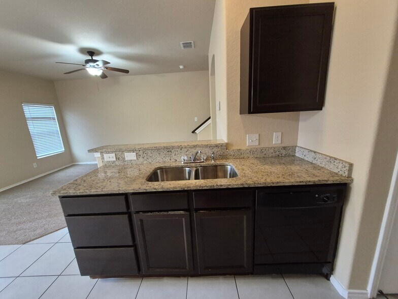 More Photos Of 8710 Vista de Nubes, Converse Apartments For Sale