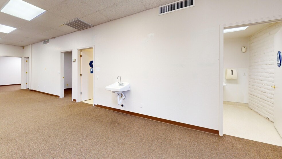 More Photos Of 4216 Shasta Dam Blvd, Shasta Lake General Retail For Lease