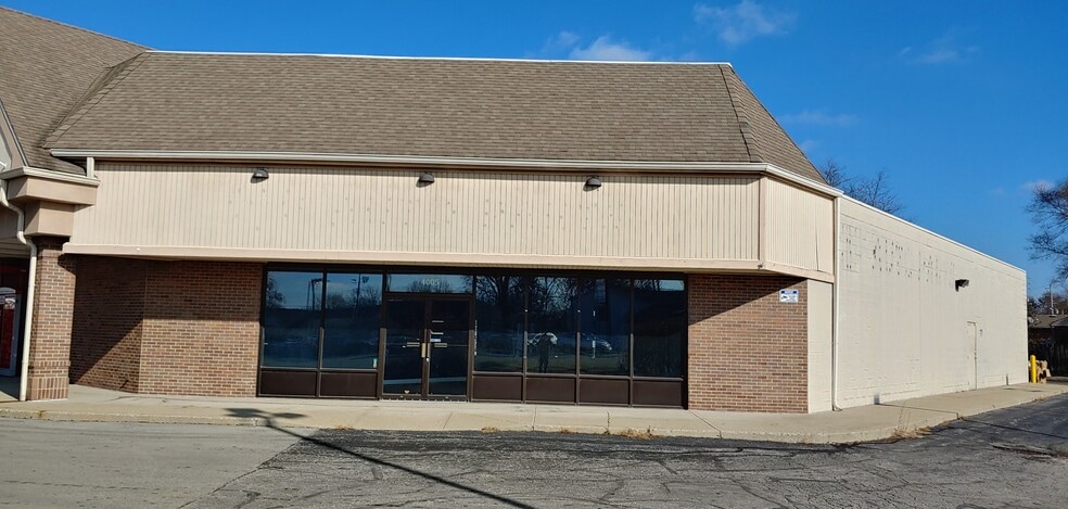 More Photos Of 4005 Madison Ave, Indianapolis Freestanding For Lease