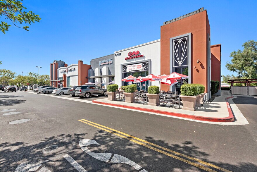 More Photos Of 27412 Antonio Pky, Ladera Ranch Storefront For Lease