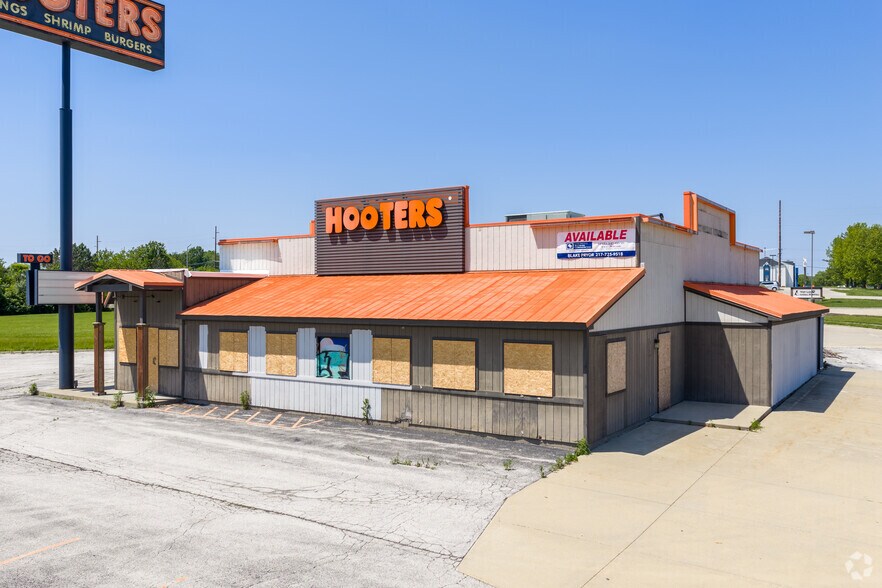 More Photos Of 3241 Horizon Dr, Springfield Restaurant For Sale