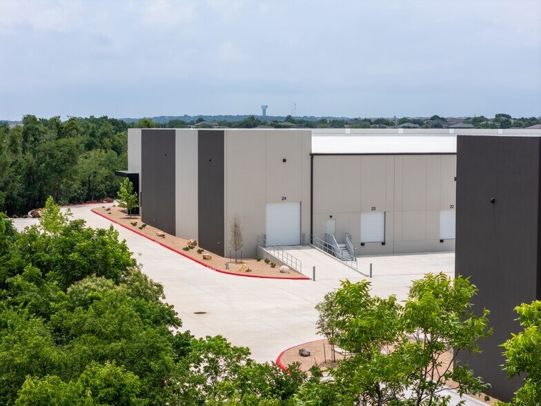 More Photos Of Hero Way West, Leander Unknown For Lease