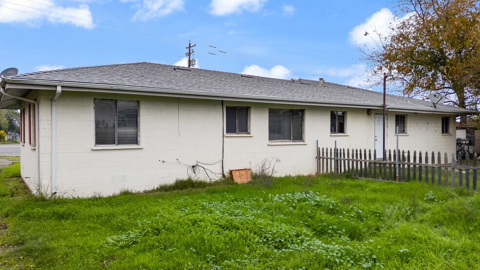 More Photos Of 9676 S Airport Way, Manteca Specialty For Sale